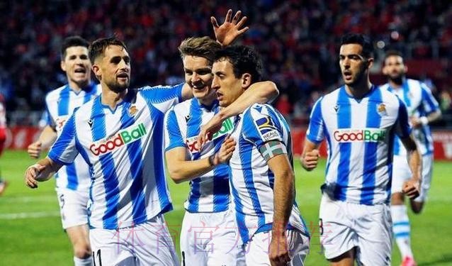 记者:皇家社会和马洛卡均为久保健英送上报价