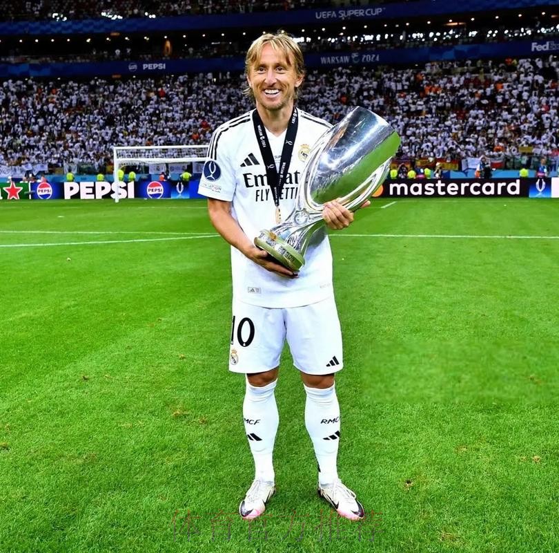 卡尔德隆:在皇马赢球是义务 齐达内会继续执教球队